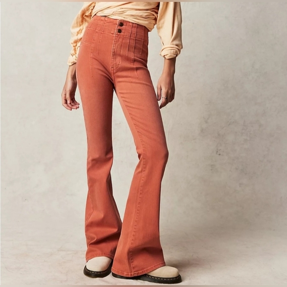 NWT, NWOT, Women's Clothing & Shoes in excellent Pre-Loved Condition - Picture 3 of 16